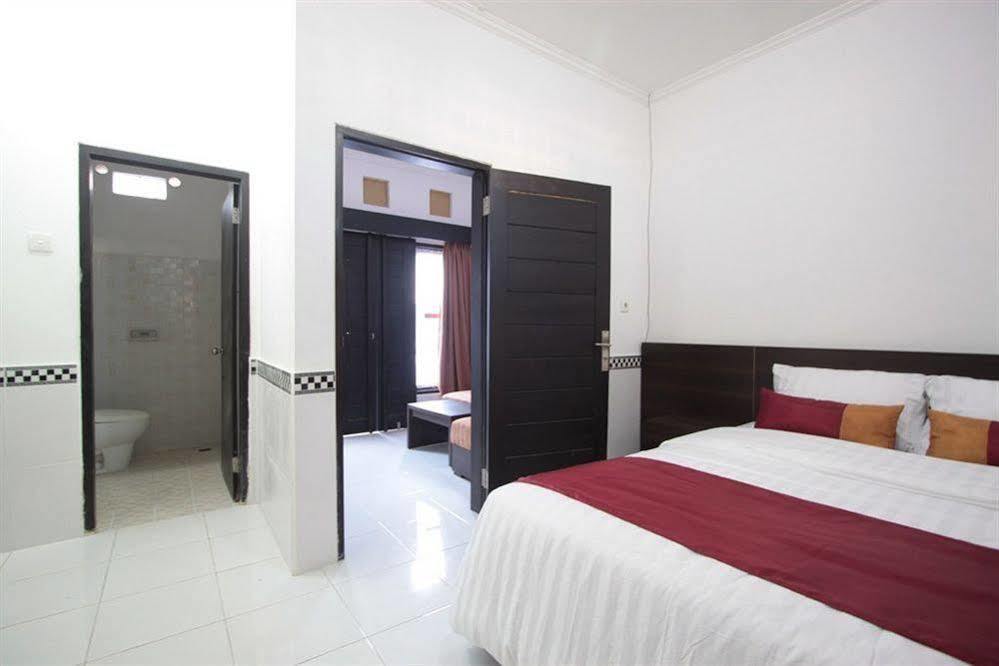 Bakung Sunset Hotel Kuta Lombok Kültér fotó